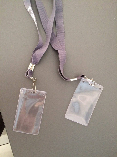 Бейджи и ланъярды